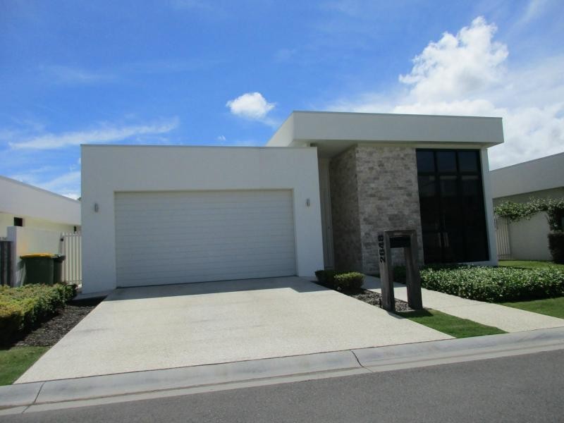 Hope Island QLD 4212