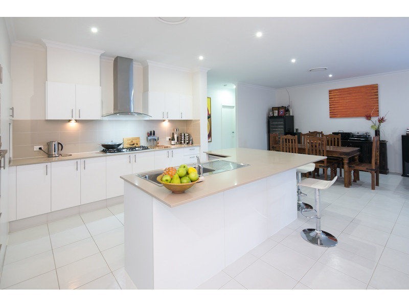 Hope Island QLD 4212