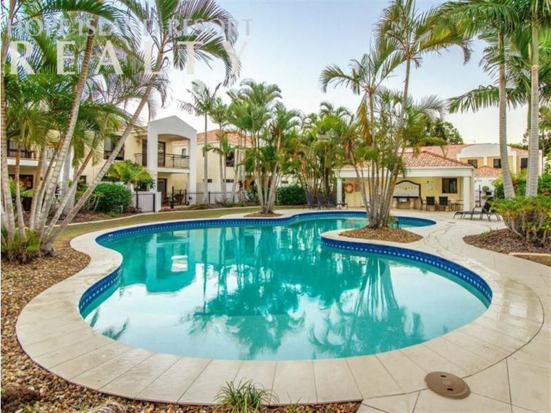 8846 Magnolia Drive, Hope Island QLD 4212