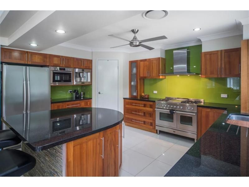 18 Katinka Circuit, Coomera Waters QLD 4209