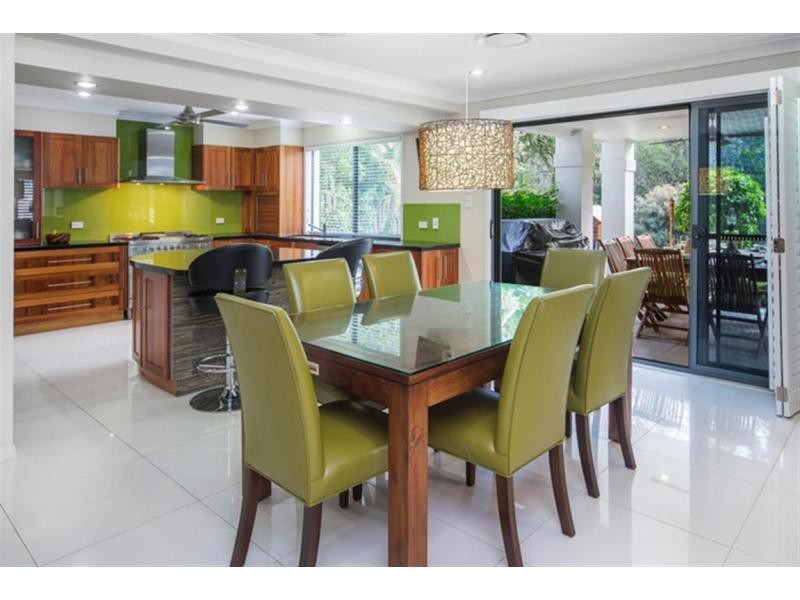 18 Katinka Circuit, Coomera Waters QLD 4209