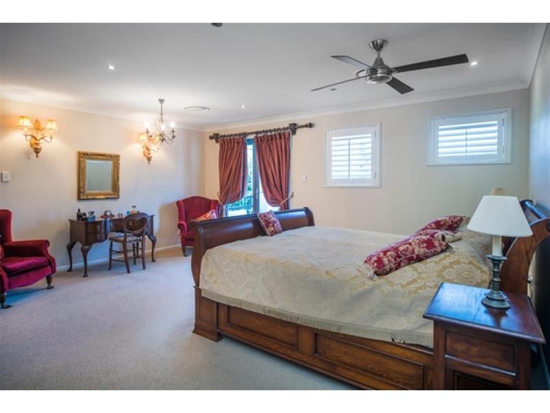 18 Katinka Circuit, Coomera Waters QLD 4209