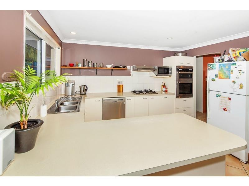 Hope Island QLD 4212