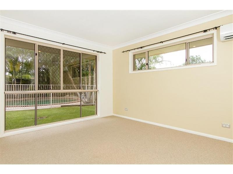 7 Saltwater Terrace, Helensvale QLD 4212