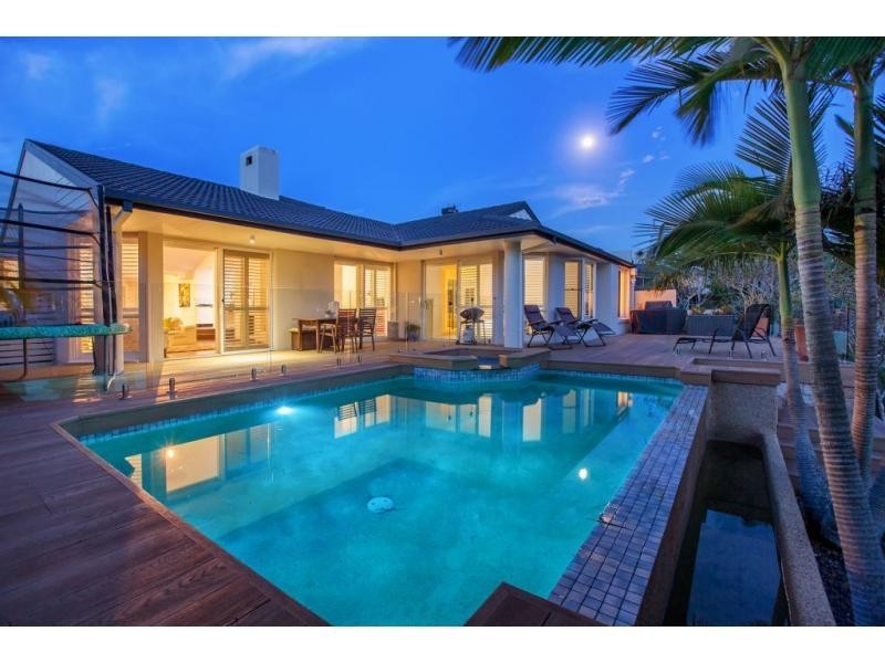 7306 BAYSIDE Close, Sanctuary Cove QLD 4212