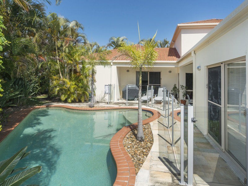 Hope Island QLD 4212