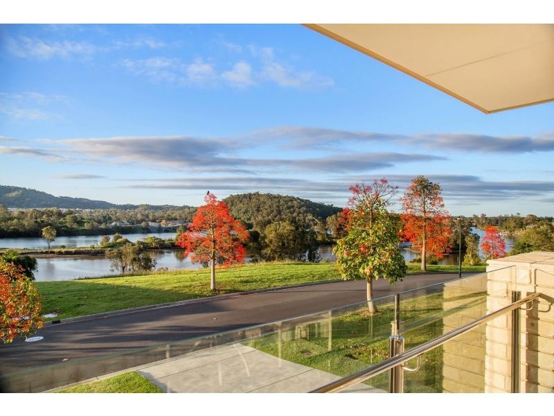 82 Graywillow Boulevard, Oxenford QLD 4210