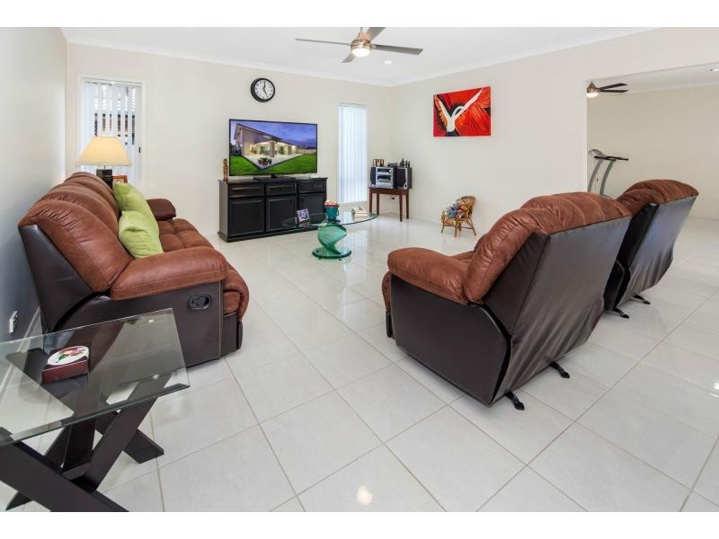 82 Graywillow Boulevard, Oxenford QLD 4210