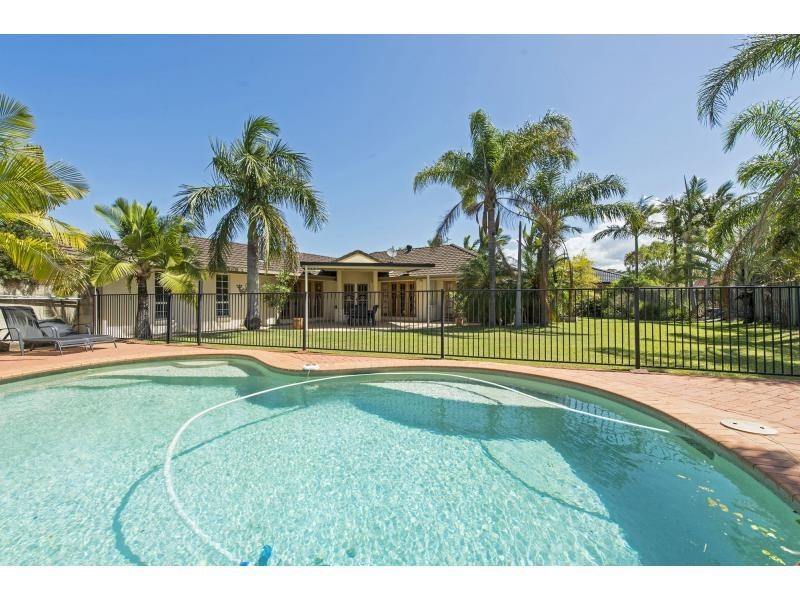 28 Westlake Court, Helensvale QLD 4212