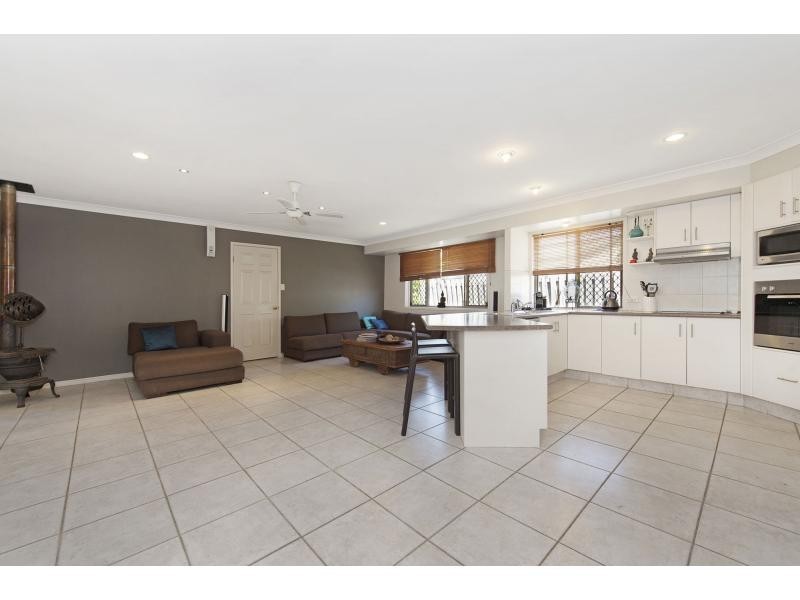 28 Westlake Court, Helensvale QLD 4212