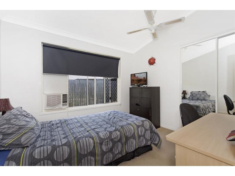 28 Westlake Court, Helensvale QLD 4212