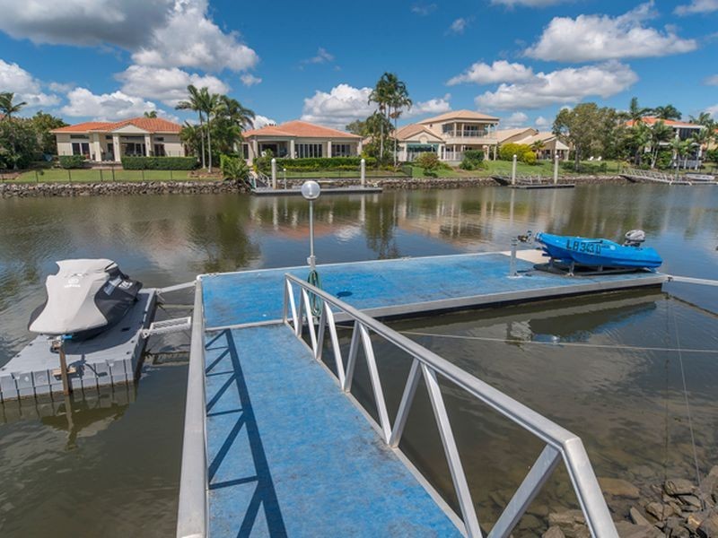 1103 Beechwood Drive, Hope Island QLD 4212