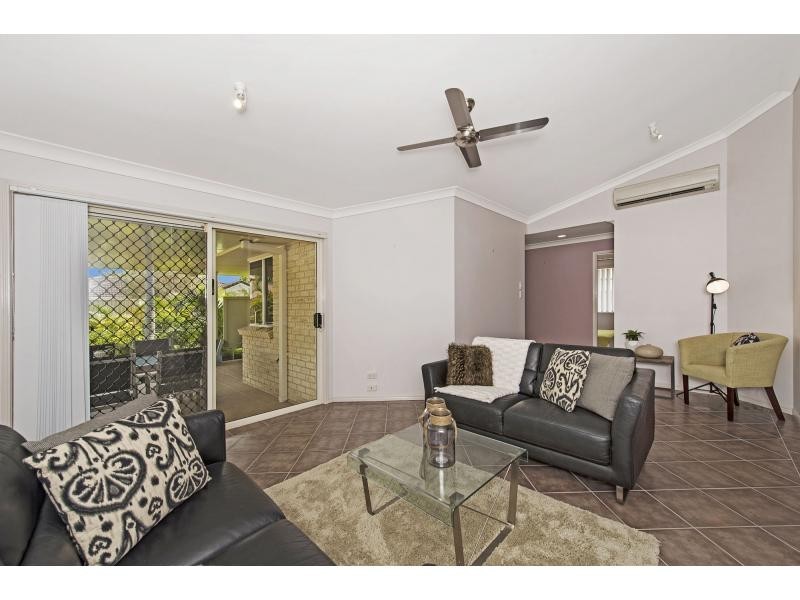 114 Monterey Keys Drive, Helensvale QLD 4212