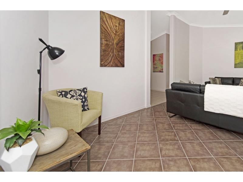 114 Monterey Keys Drive, Helensvale QLD 4212