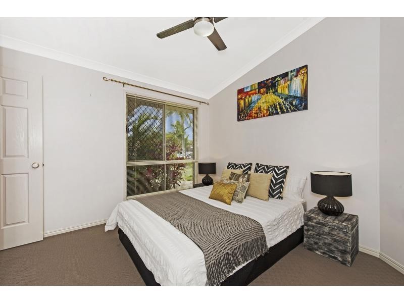 114 Monterey Keys Drive, Helensvale QLD 4212