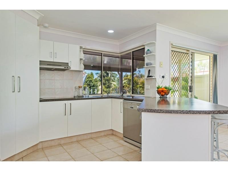 114 Monterey Keys Drive, Helensvale QLD 4212