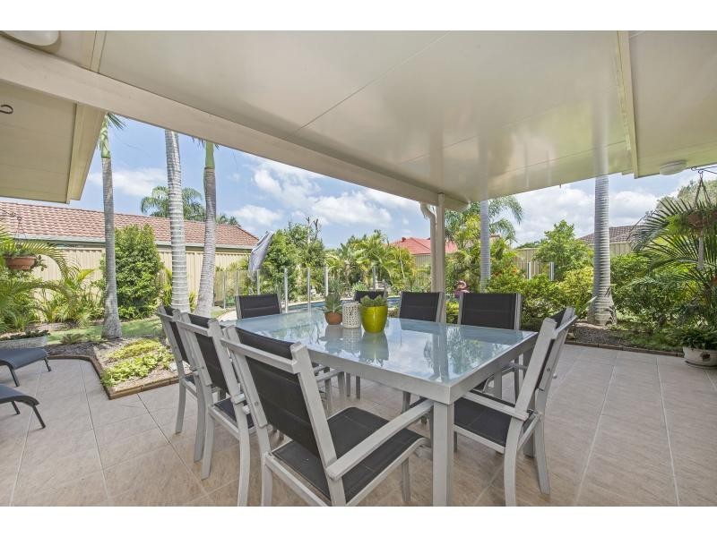 114 Monterey Keys Drive, Helensvale QLD 4212