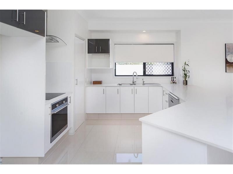 30 Tranquility Circuit, Helensvale QLD 4212