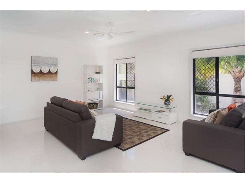 30 Tranquility Circuit, Helensvale QLD 4212