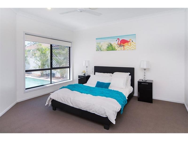 30 Tranquility Circuit, Helensvale QLD 4212