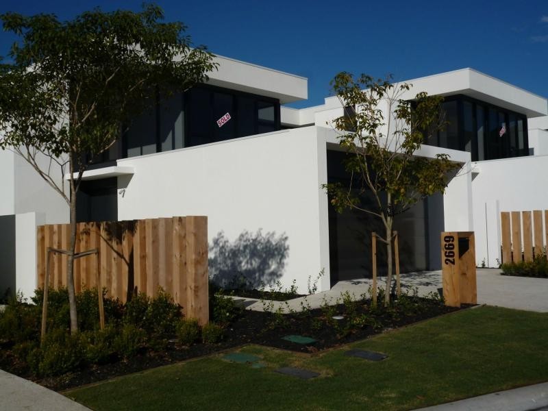 Hope Island QLD 4212