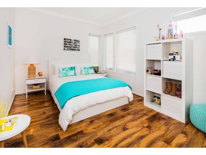 5 Onshore Place, Helensvale QLD 4212