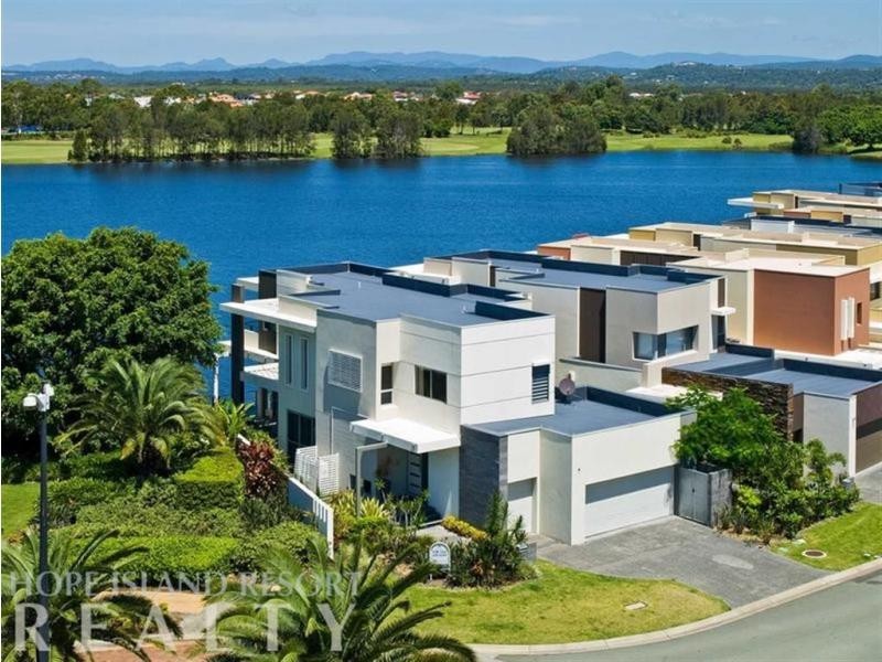 6063 Lugano Drive, Hope Island QLD 4212