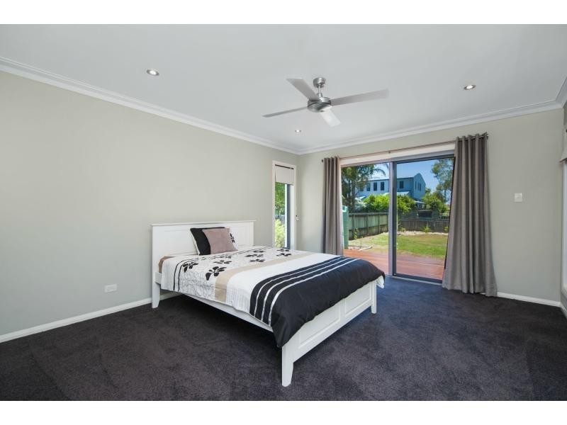 53 Coombe Avenue, Hope Island QLD 4212