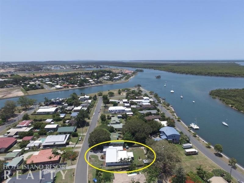 53 Coombe Avenue, Hope Island QLD 4212