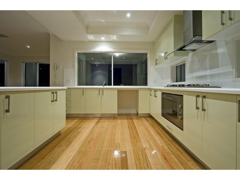 Hope Island QLD 4212