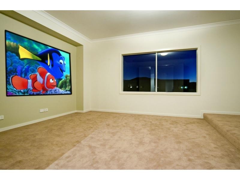 Hope Island QLD 4212