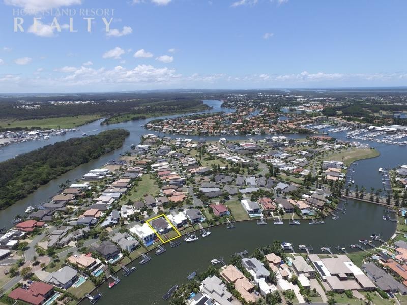 2312 Belmont Court East, Hope Island QLD 4212