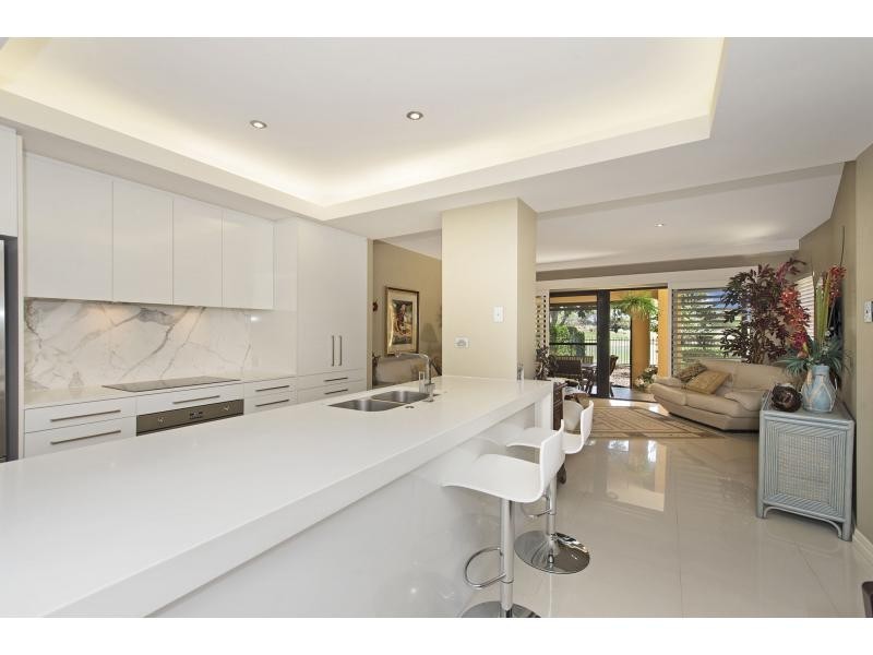 3211 Palladian Drive, Hope Island QLD 4212