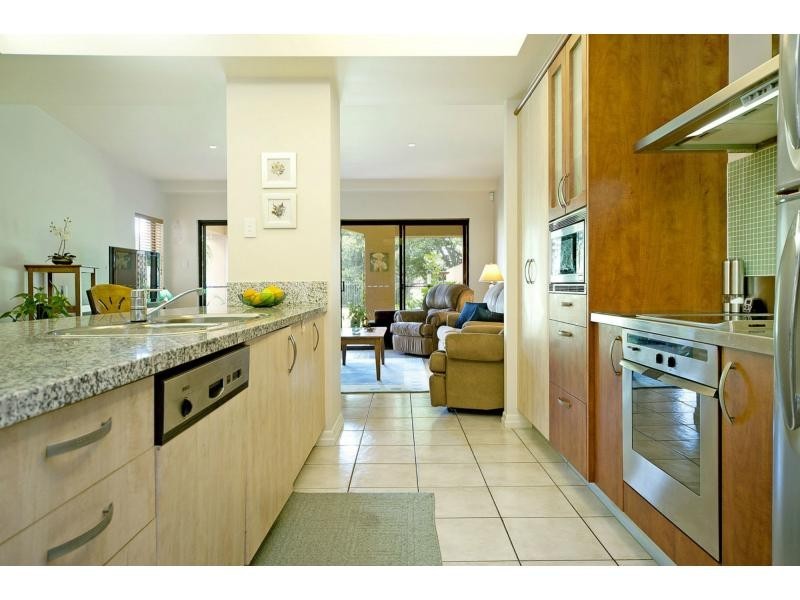 3229 Palladian Drive, Hope Island QLD 4212