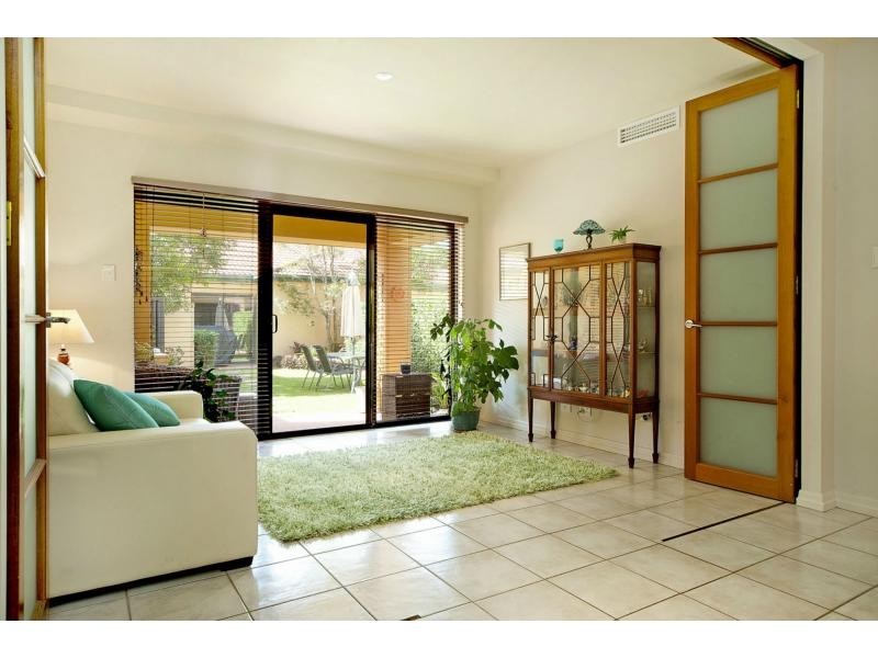 3229 Palladian Drive, Hope Island QLD 4212