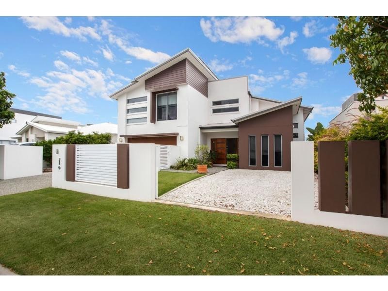 17 Quayside Drive, Helensvale QLD 4212