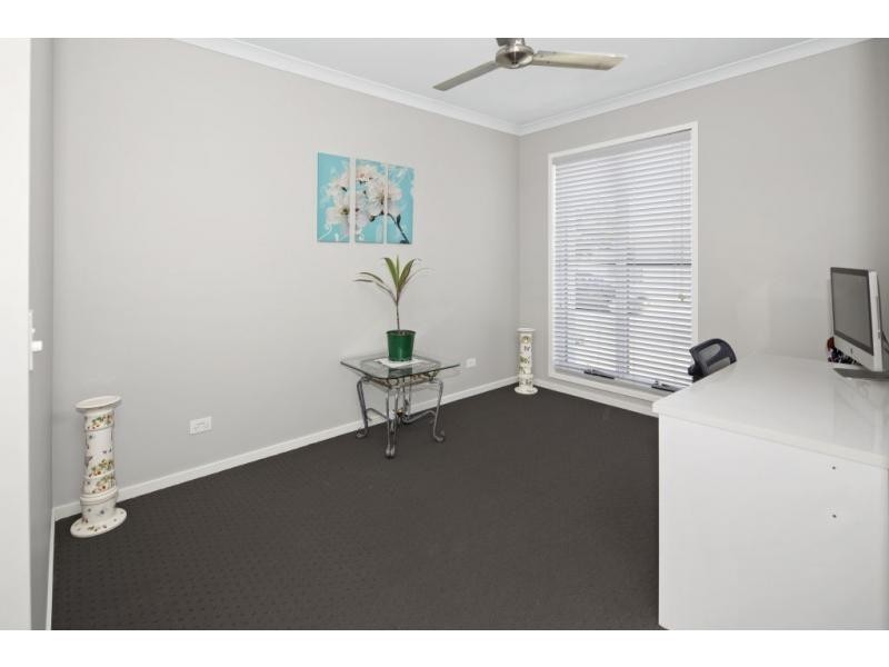 28 Galley Road, Hope Island QLD 4212