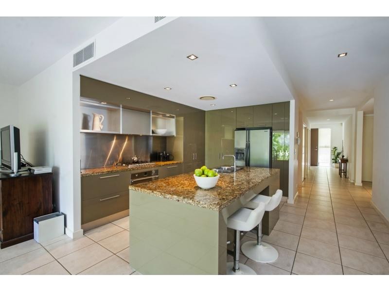 6049 Garda Avenue, Hope Island QLD 4212