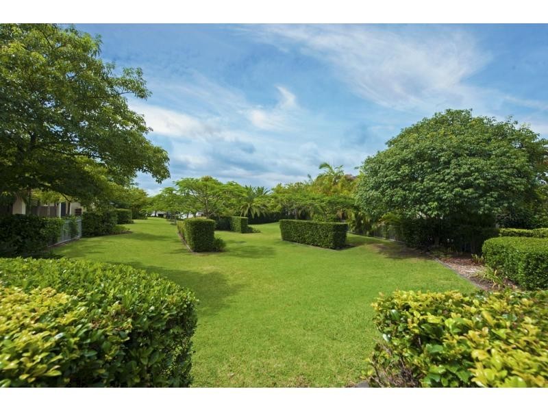 6049 Garda Avenue, Hope Island QLD 4212