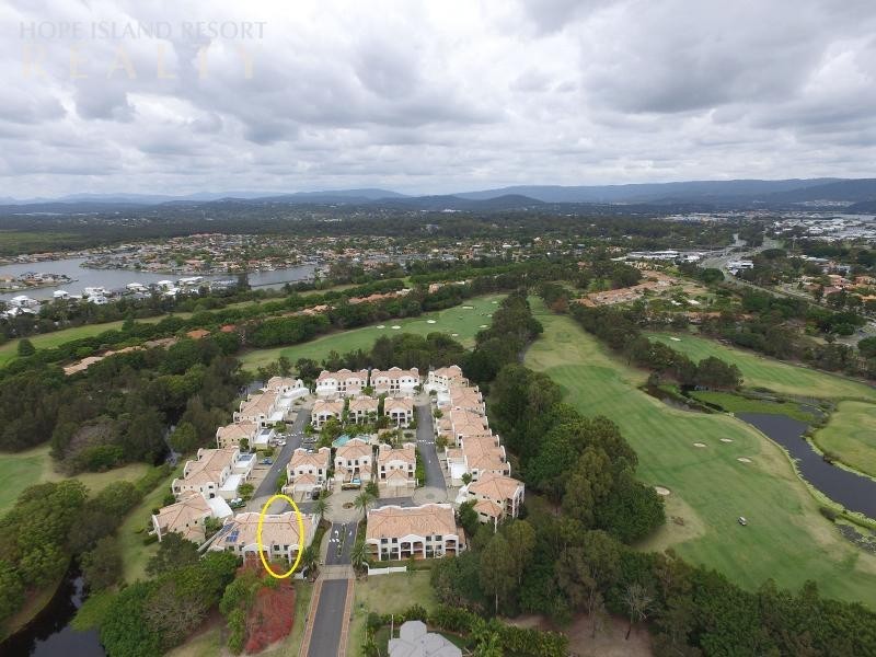 8843 Magnolia Drive, Hope Island QLD 4212