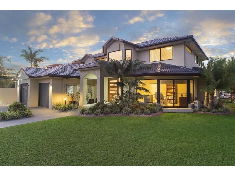 33 Oyster Cove Promenade, Helensvale QLD 4212