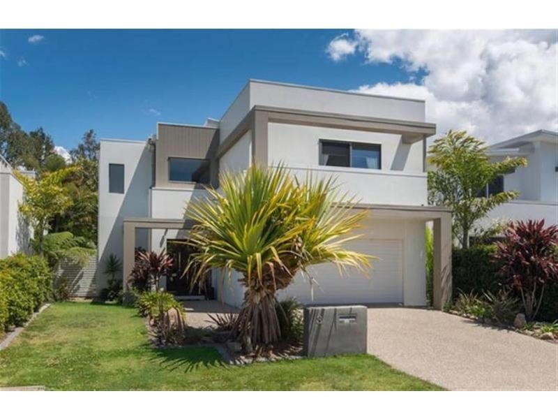3 Fleetwood Drive, Helensvale QLD 4212