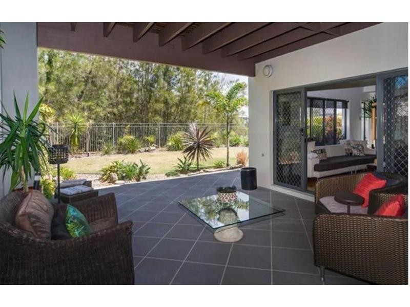 3 Fleetwood Drive, Helensvale QLD 4212