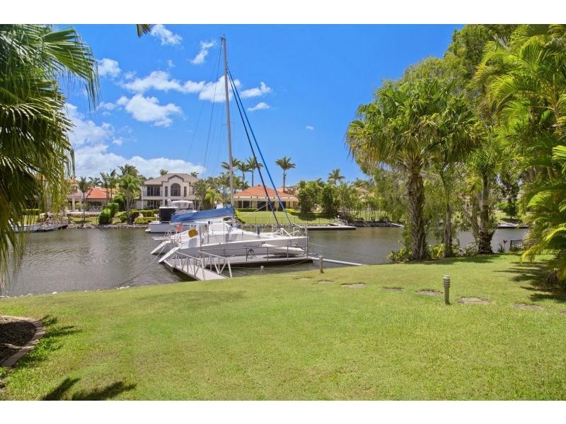 1088 Killymoon Drive, Hope Island QLD 4212