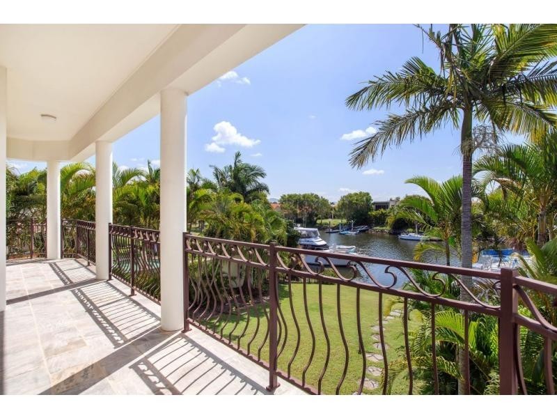 1088 Killymoon Drive, Hope Island QLD 4212