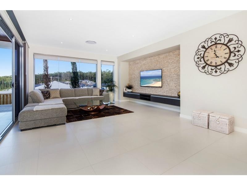 31 Velox Circuit, Upper Coomera QLD 4209