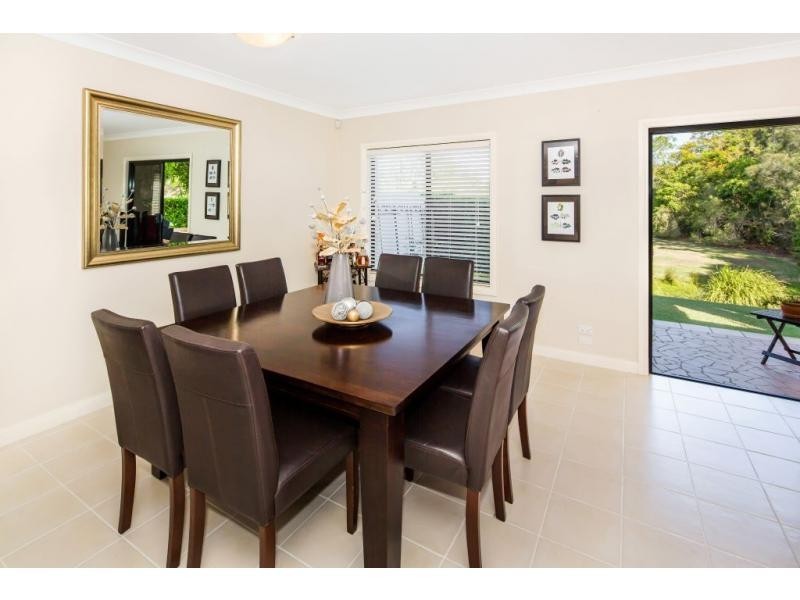 8883 Magnolia Drive East, Hope Island QLD 4212