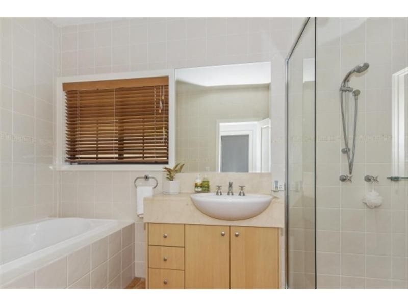 3301 Palladian Drive, Hope Island QLD 4212