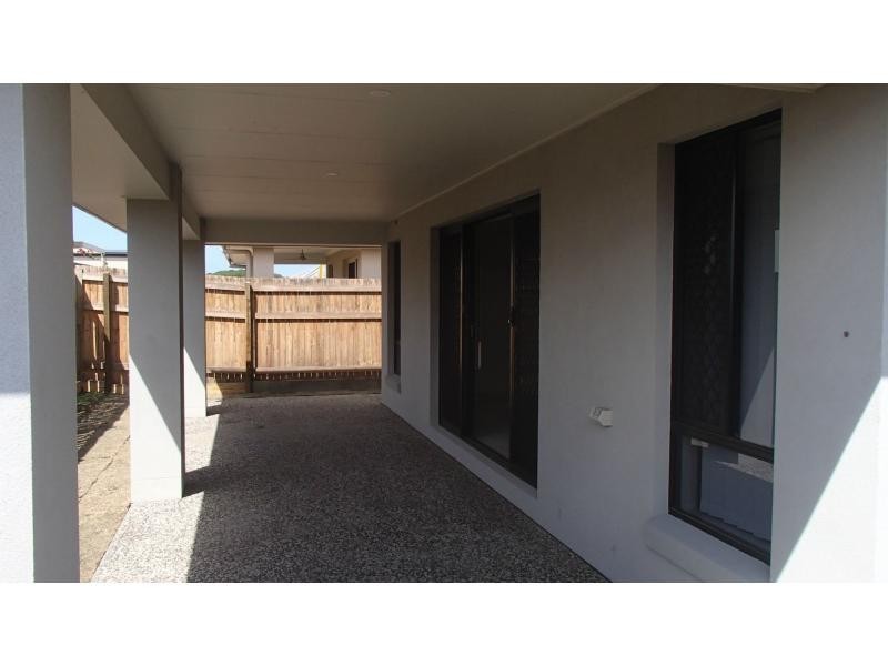 Hope Island QLD 4212