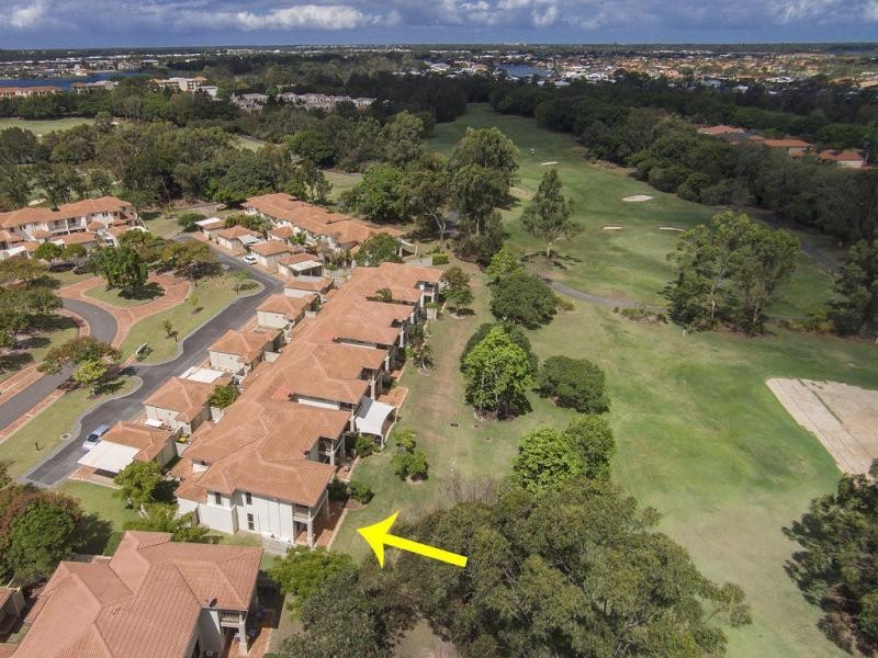 8124 Magnolia Gardens, Hope Island QLD 4212